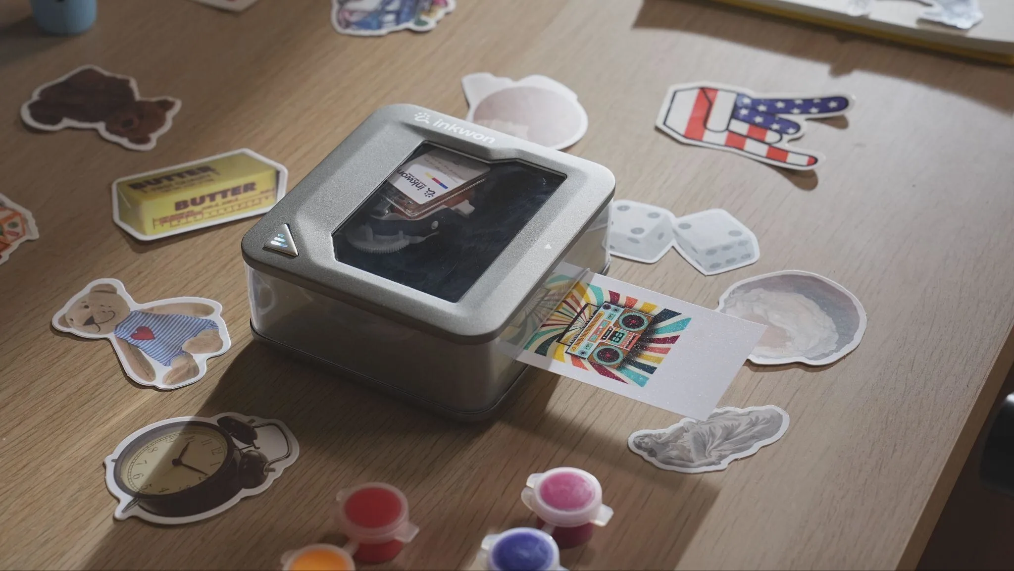 タトゥーや布、写真も印刷できるポケットカラープリンター「Inkwon Tag 